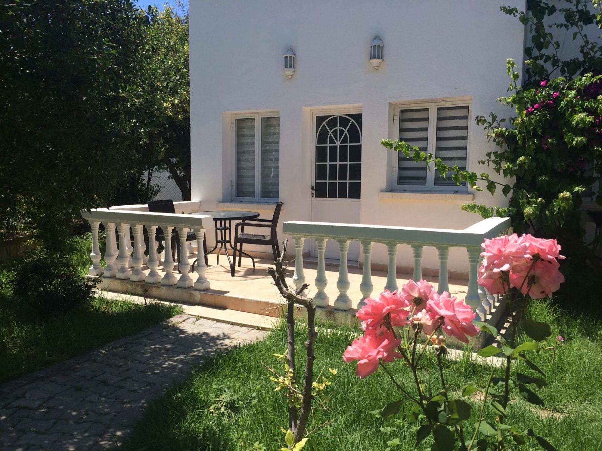 The Prince Inn Hotel & Villas Agios Georgios  외부 사진