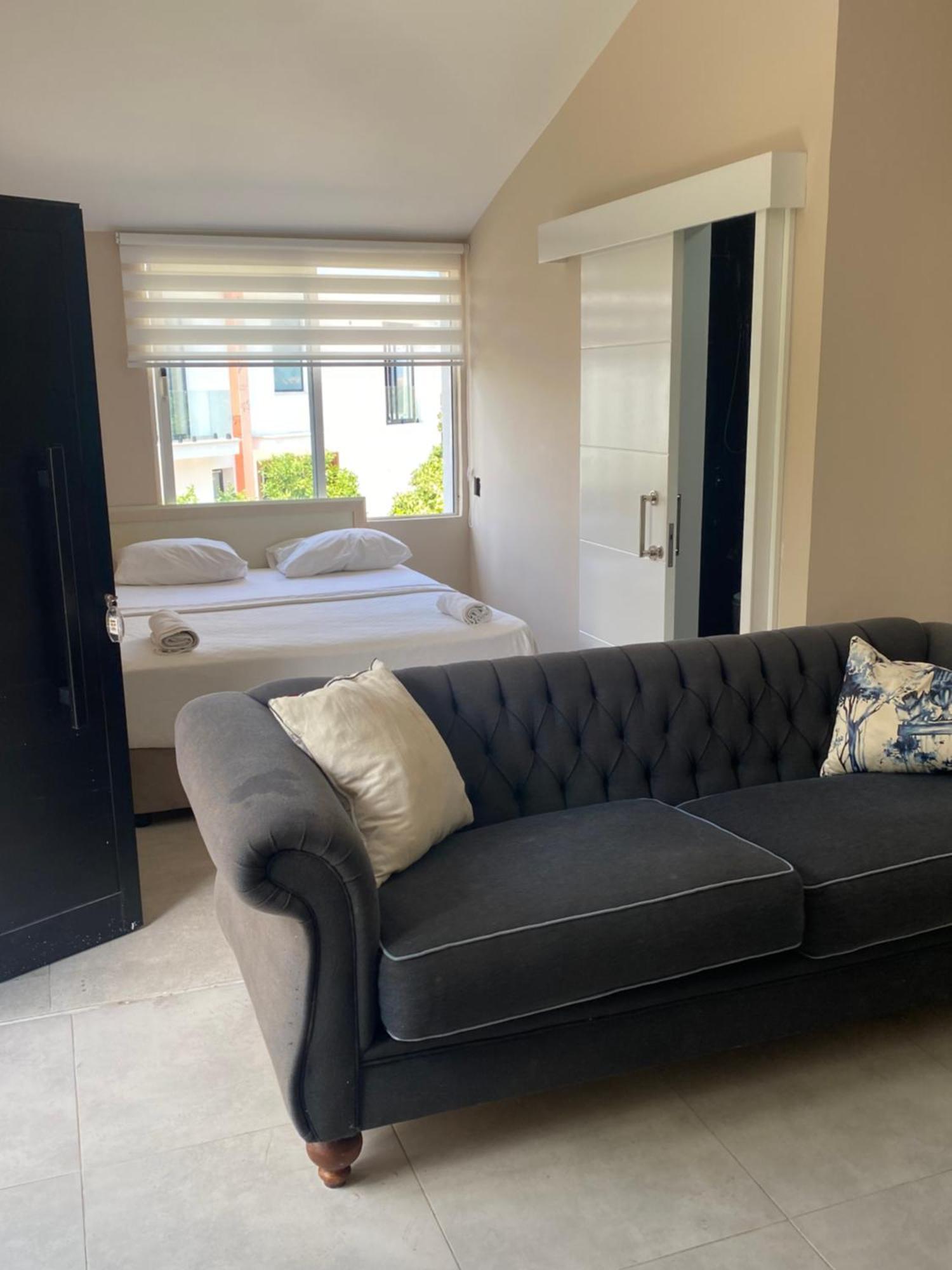 The Prince Inn Hotel & Villas Agios Georgios  외부 사진