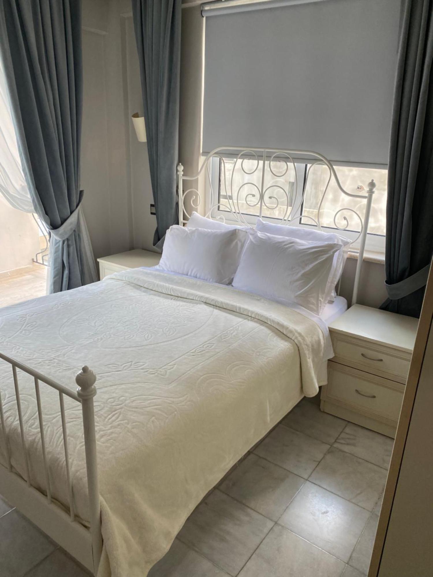 The Prince Inn Hotel & Villas Agios Georgios  외부 사진